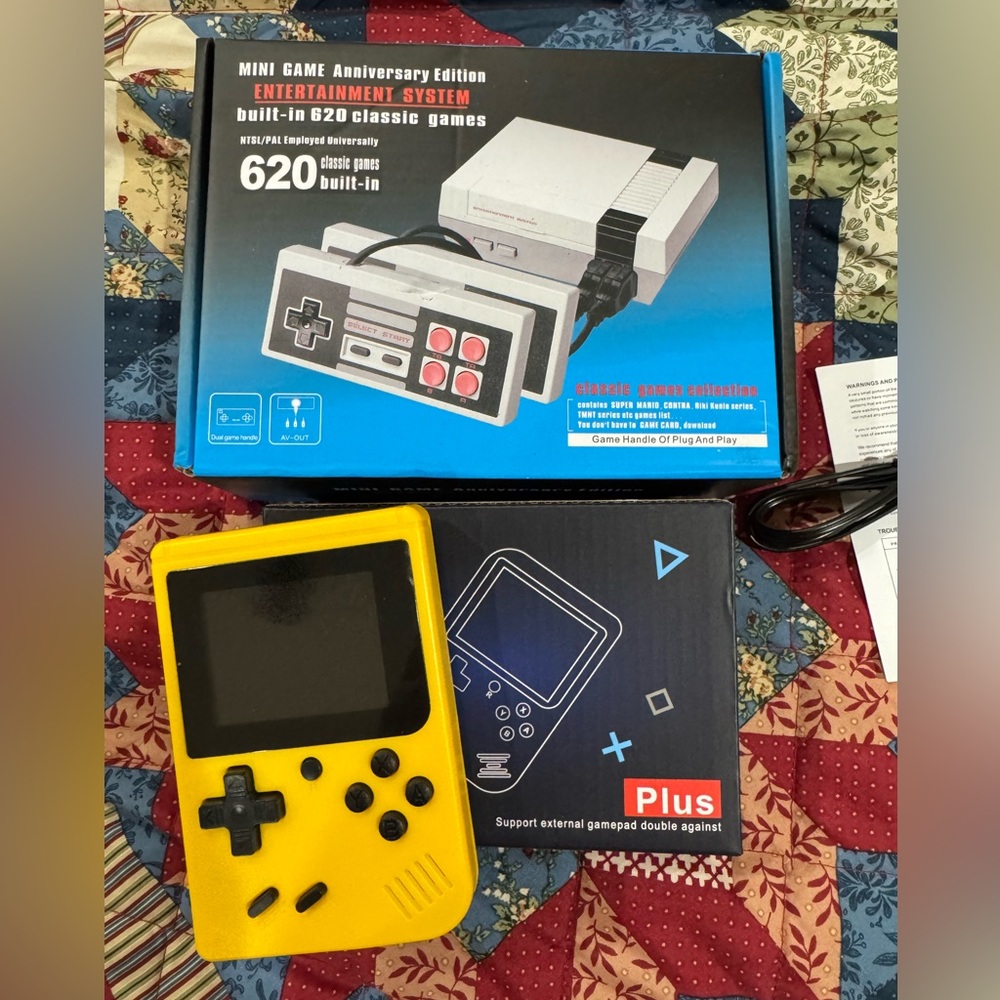 Bundle Deal-Retro Handheld Game Console& Built in Entertainment System 620 games